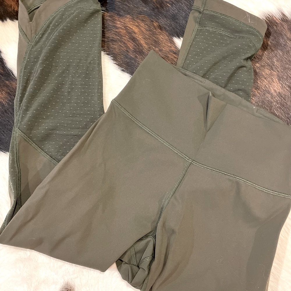 Olive Green Lululemon Cropped Leggings